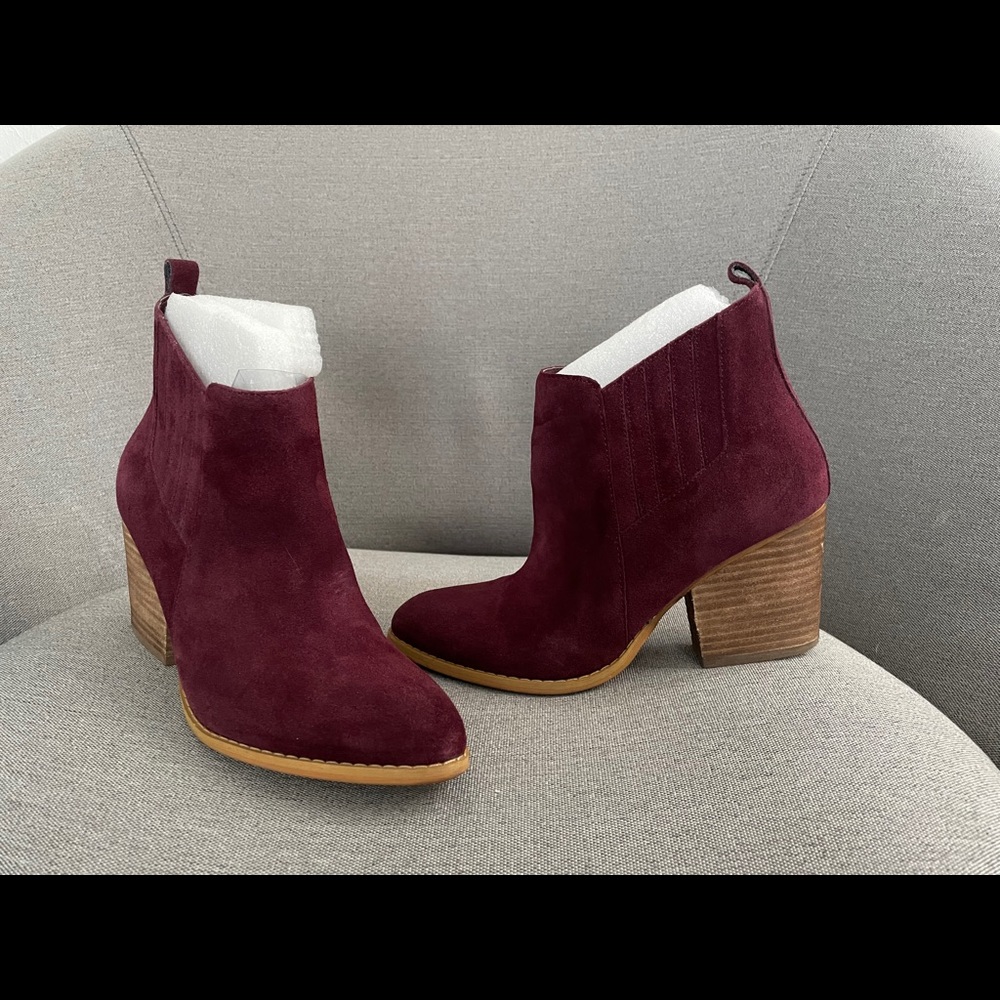 Crown Vintage suede bootie